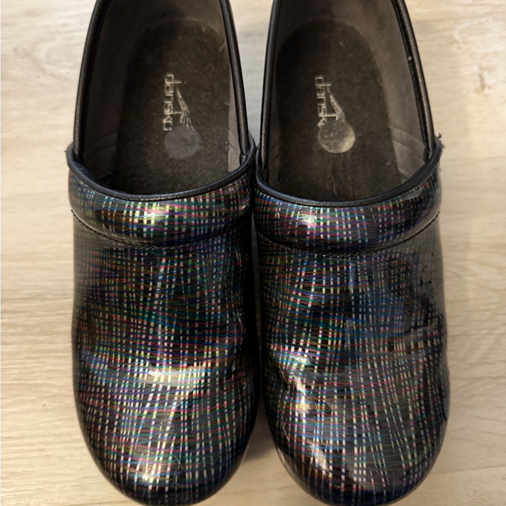DANSKO Clogs, EUC size 39uk (approx Women’s 9)
